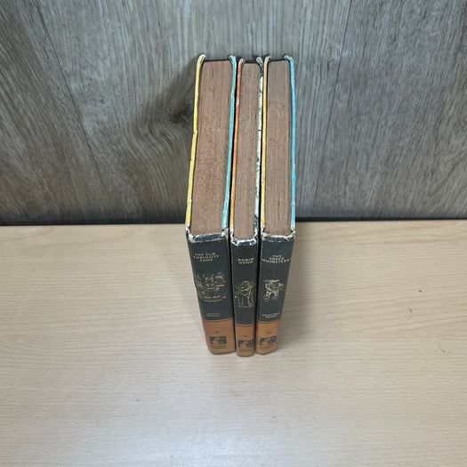 Bancroft Classics Vintage 1970s HB Three Musketeers, Robin Hood & Old Curiosity