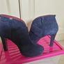 Ladies Navy boots Image 3