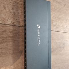 16 port Tp link gigabit network switch