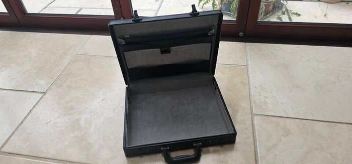 Brief case