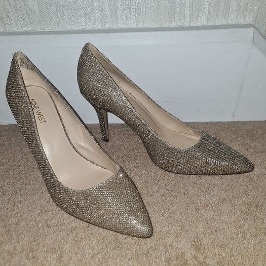 Sparkly stilettos nine west uk7