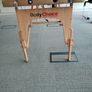 Massage table Image 2