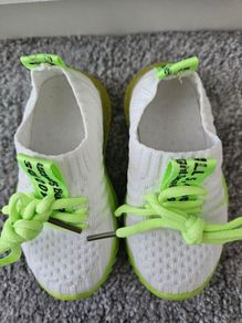 White knit children's sneakers UK 6 (eu 23)