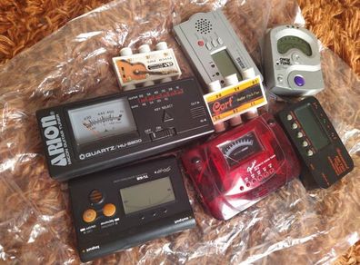 Lot of different brand guitar tuners