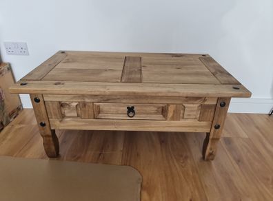 Coffee Table - brand new