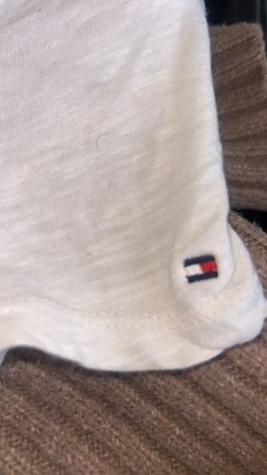 White Preppy Tommy Hilfiger T-Shirt in XXS