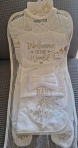 BNWT Lil'Soft 10-Piece Baby Girl Gift Set - Newborn - Princess Gold