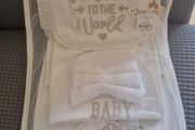 BNWT Lil'Soft 10-Piece Baby Girl Gift Set - Newborn - Princess Gold