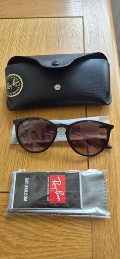 Ray-Ban