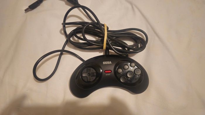 Retrobit Sega Megadrive 6 Button Usb Controller for PC