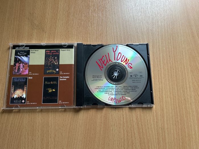 Neil Young - Unplugged