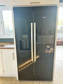 Whirlpool American Fridge Freezer