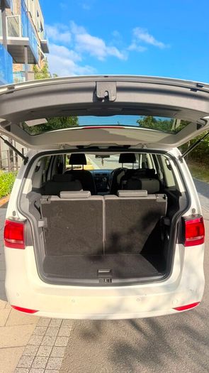 Volkswagen touran Petrol  7 Seater Automatic