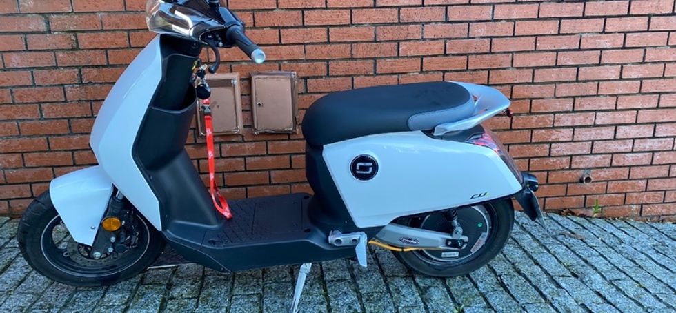 2021 Moped
