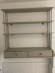 shelving unit