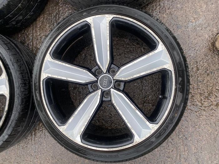 2016 Audi R20 Alloys With Tyres