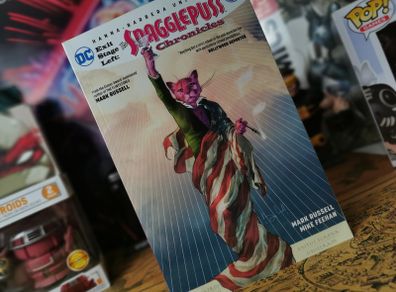 Exit Stage Left: The Snagglepuss Chronicles ! Graphic Novel ! Trade Paperback ! TPB ! 2018 ! by DC Comics !