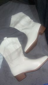 cowgirl boots