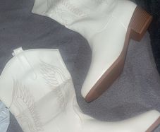 cowgirl boots