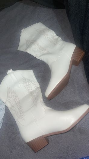 cowgirl boots