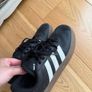 boy shoes  / runners/ trainers Adidas  size 3,5 Image 5