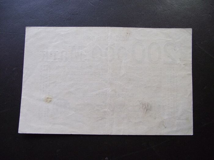 Germany. Reichsbanknote. 200,000 Mark (9.8.1923)