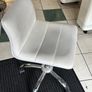 White manicure and pedicure chair Image 2