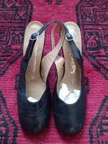 Vintage 60s leather heels
