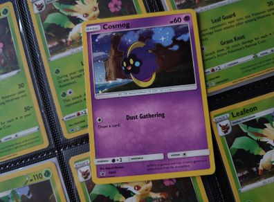 Cosmog ! Promo ! Holo ! Sun and Moon Era ! 2017 ! Pokemon Card !