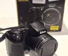 Nikon Coolpix L330 20.2MP Digital Bridge Camera Pre-owned, Very Good Condition, Boxed