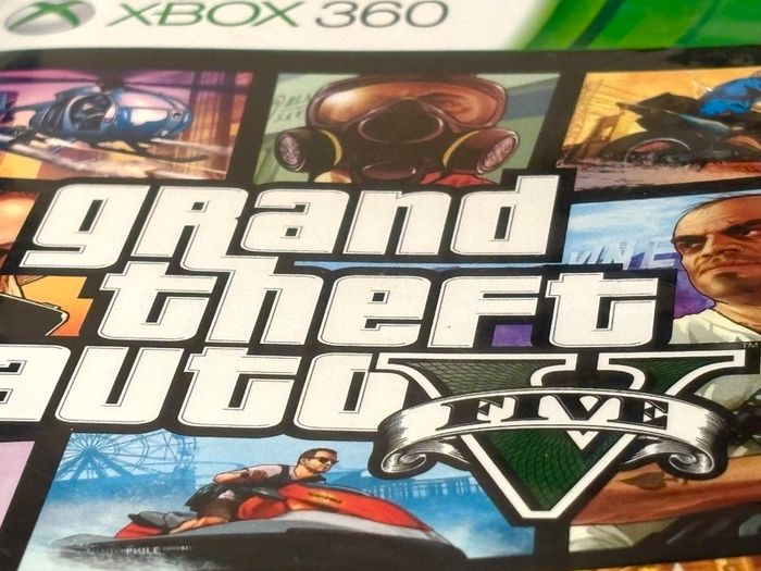GTA 5 for XBOX 360 - Boxed with Map