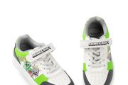 Minecraft Trainers Runners Boys size 4 New and Unworn