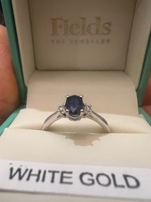 Diamond & Saphire Ring