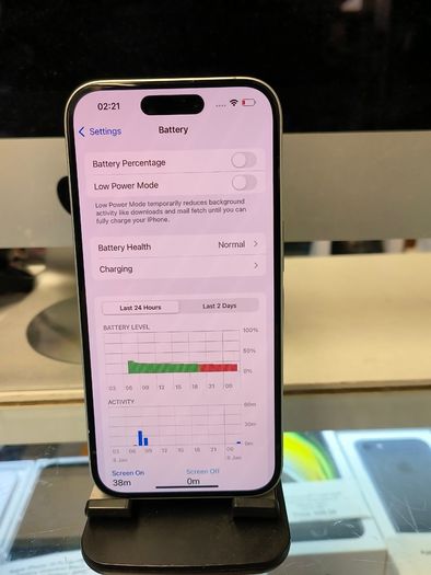 iPhone 16 (128GB, white) | Three Network 92% battery original