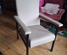 Orthopaedic chair