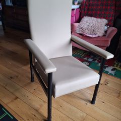 Orthopaedic chair