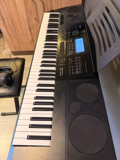 Casio WK7600 Keyboard + Stand + Power Adapter