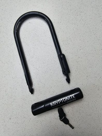 Kryptonite Keeper D-Lock with Two Keys