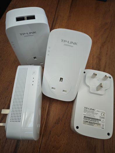 TP-Link AV2000 Powerline Adapters (TL-PA9020P) 4x adapters (2 kits)