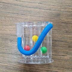 Deep breathing lung exerciser