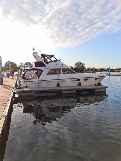 Princess 35
