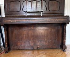 Free upright piano