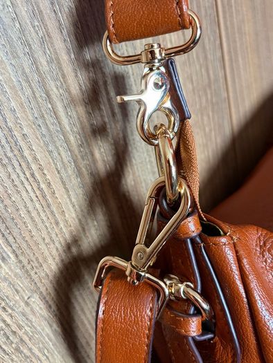 Handbag leather