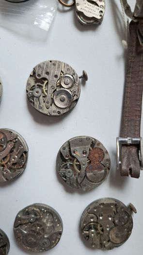 Lot of 60 Ladies Wrist movements incl: Rolex Unicorn Prima