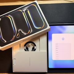 Apple iPad Pro 11" M5