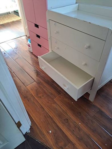 changing unit