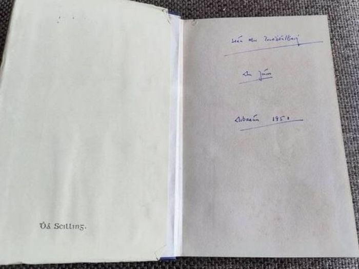 Mo Turur go hAmerice by An Craoibhin 1937 hardback with dustcover by Douglas Hyde The Little Branch and My Travels in America in good condition with some wear to the dustcover see photos and some writing on the inside page FREE POSTAGE INCLUDED