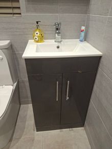 Vanity unit and basin