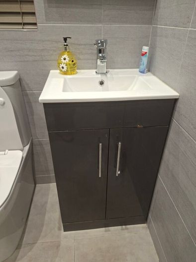 Vanity unit and basin