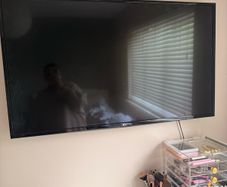 LG 49" 4K smart TV
